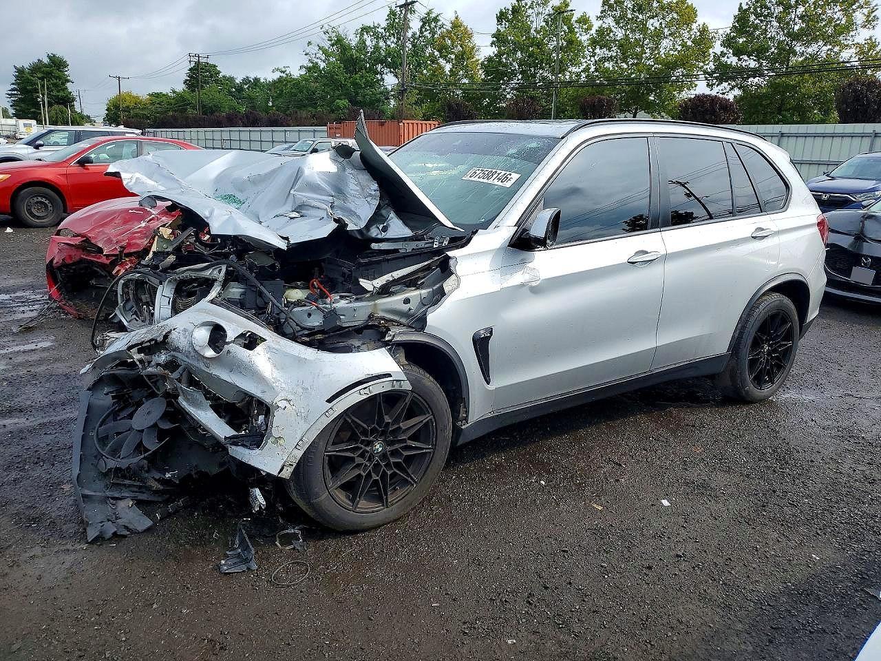 2016 BMW X5 xDrive35I - zdjęcie główne