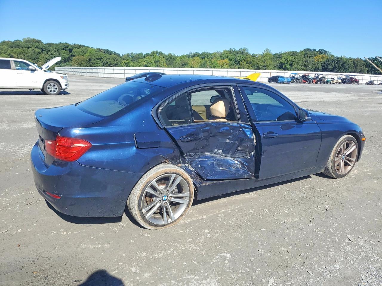 BMW Seria 3 - zdjęcie 3