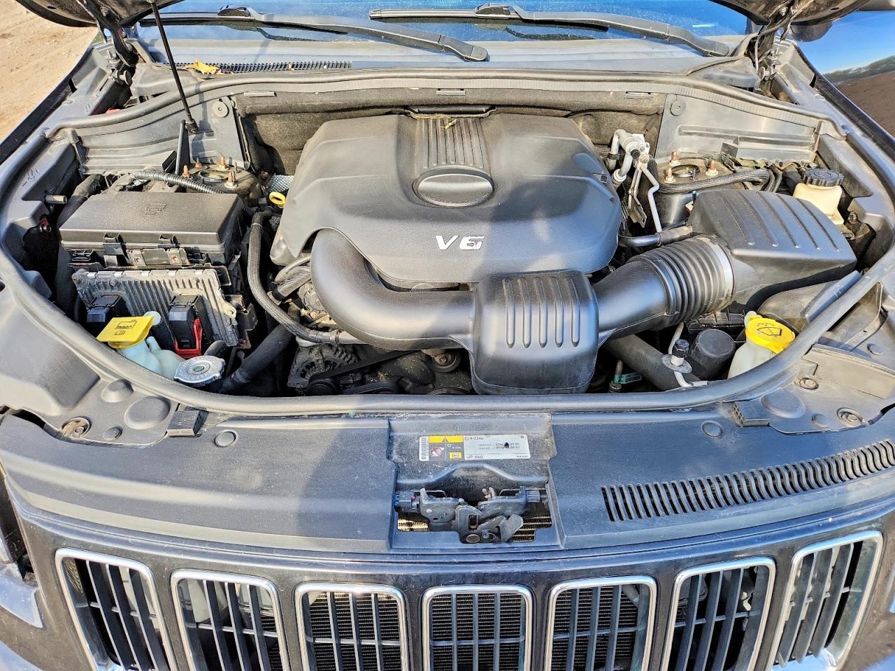 2014 Jeep Grand Cherokee Limited - zdjęcie 12