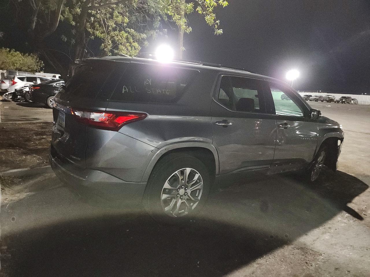 2019 Chevrolet Traverse Premier - zdjęcie 3