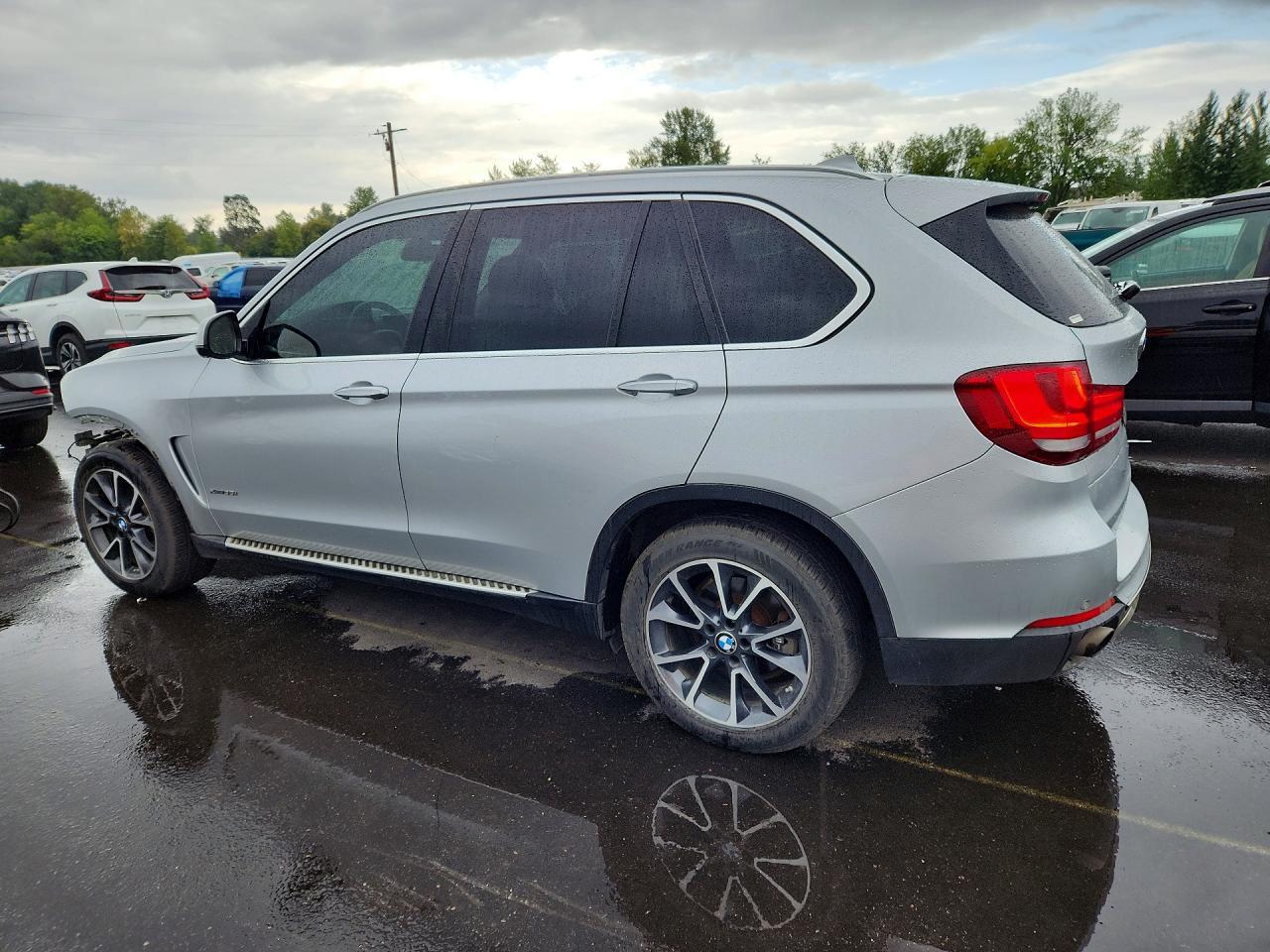 2015 BMW X5 xDrive35I - zdjęcie 2