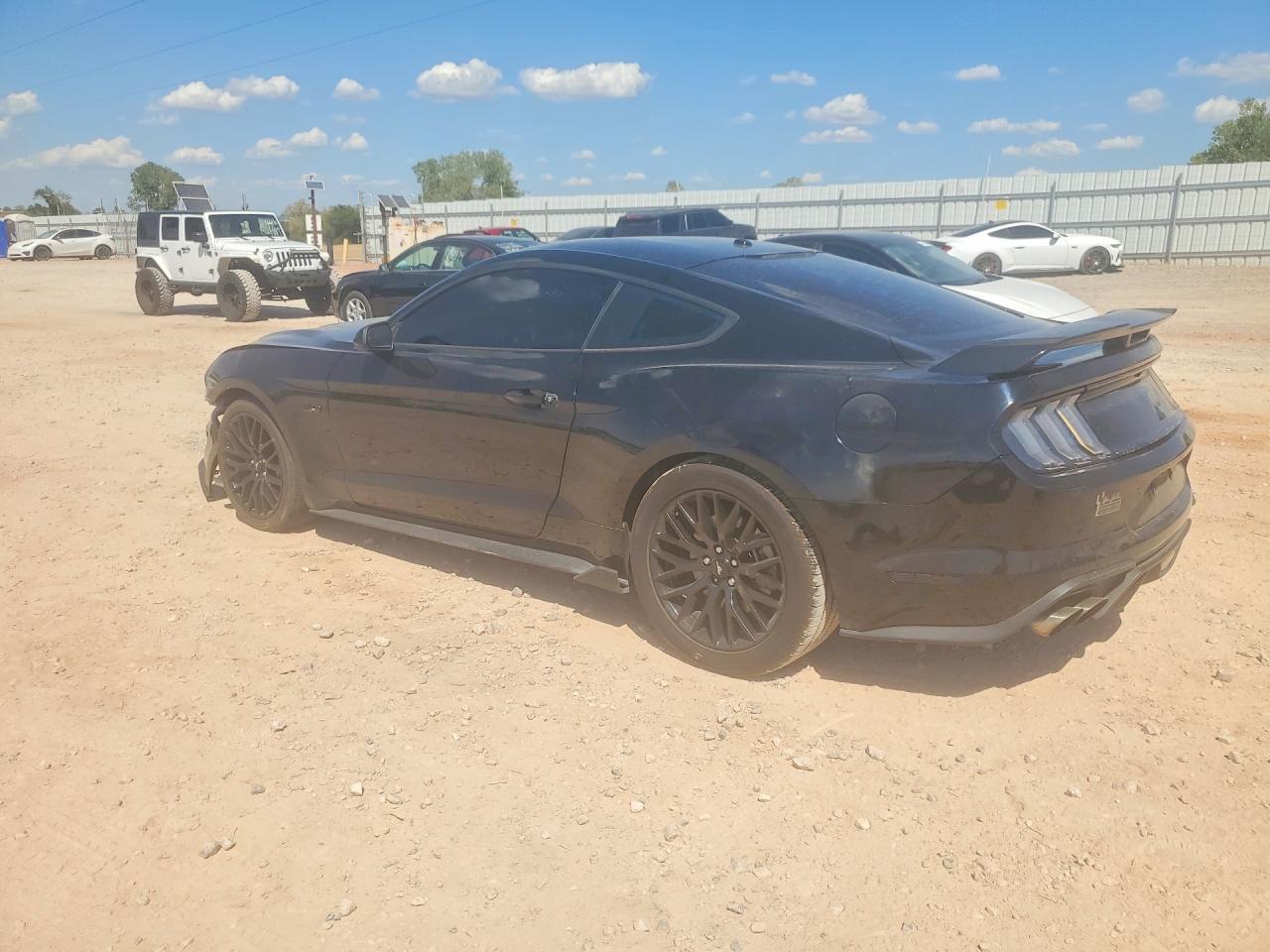 2019 Ford Mustang Gt - zdjęcie 2