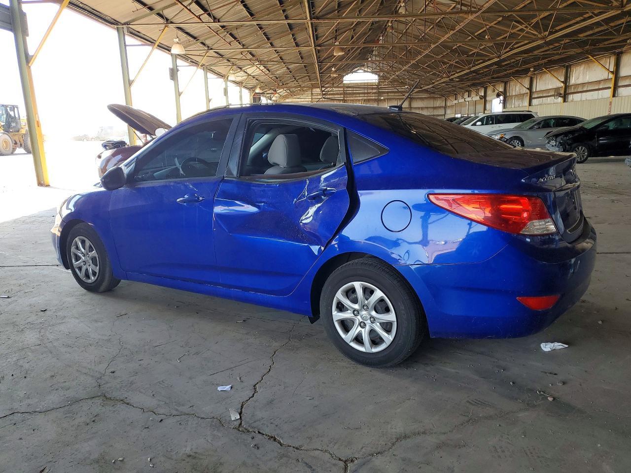 2014 Hyundai Accent Gls - zdjęcie 2