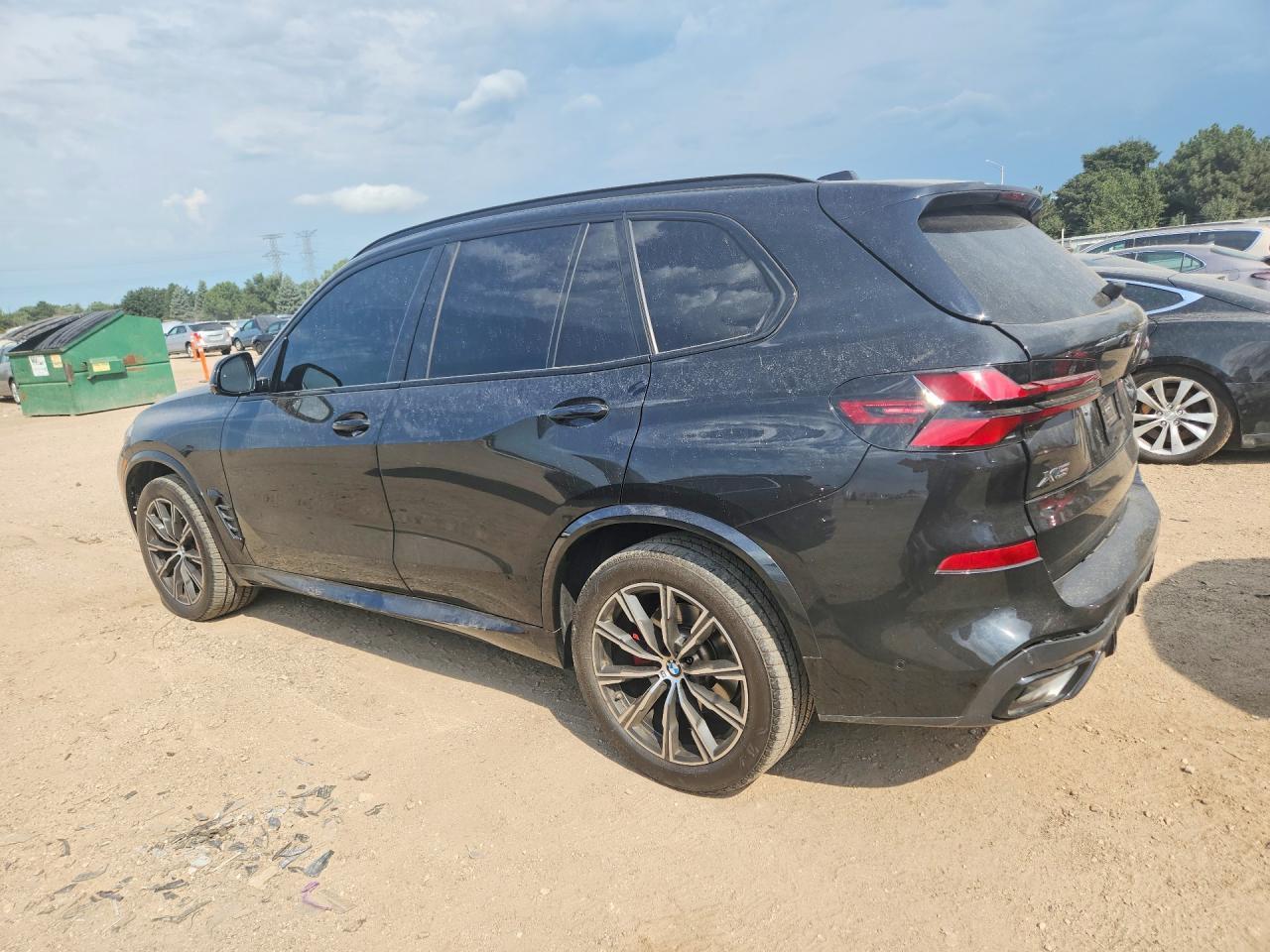 2025 BMW X5 xDrive40I - zdjęcie 2