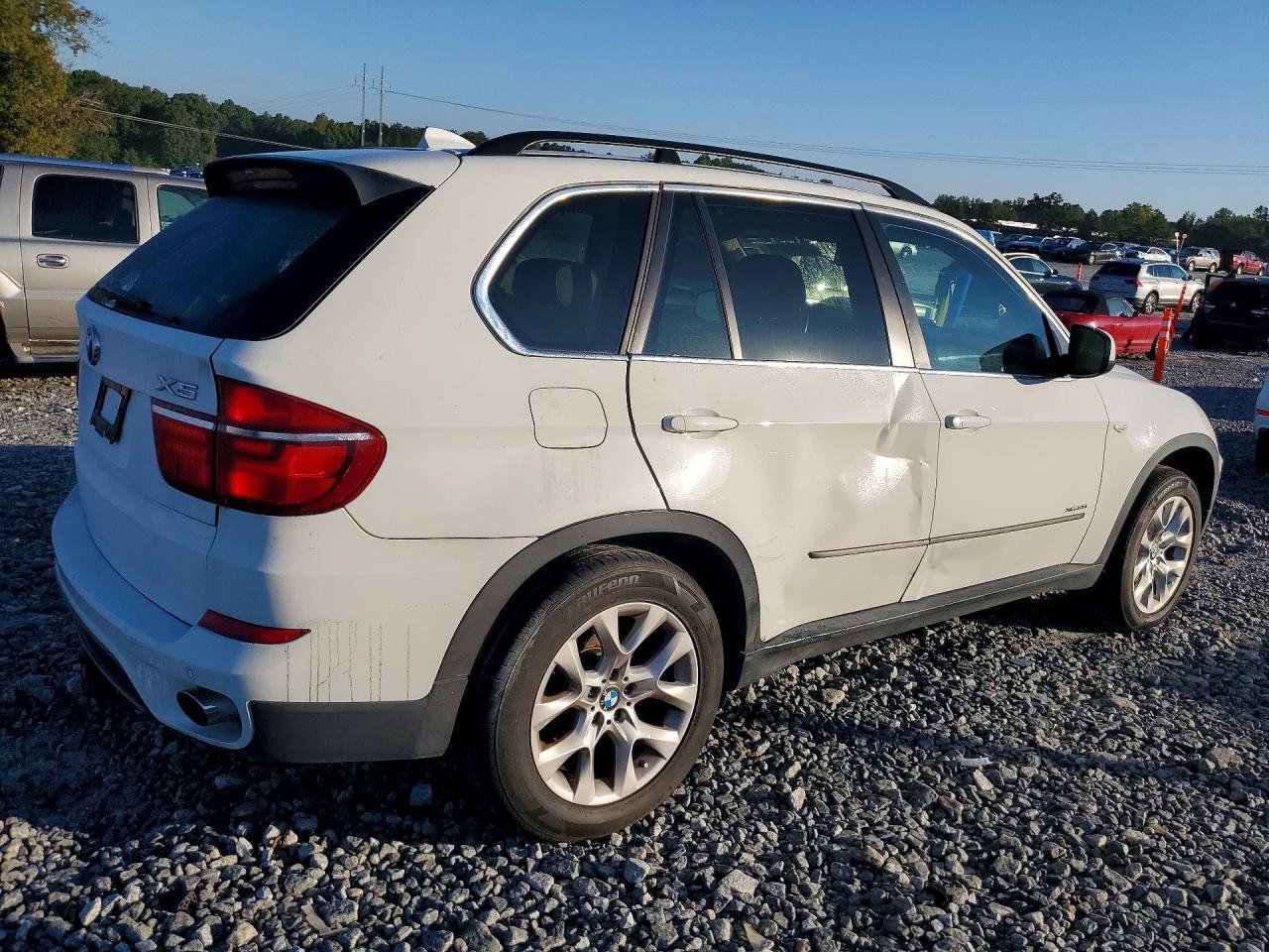 2013 BMW X5 xDrive35I - zdjęcie 3