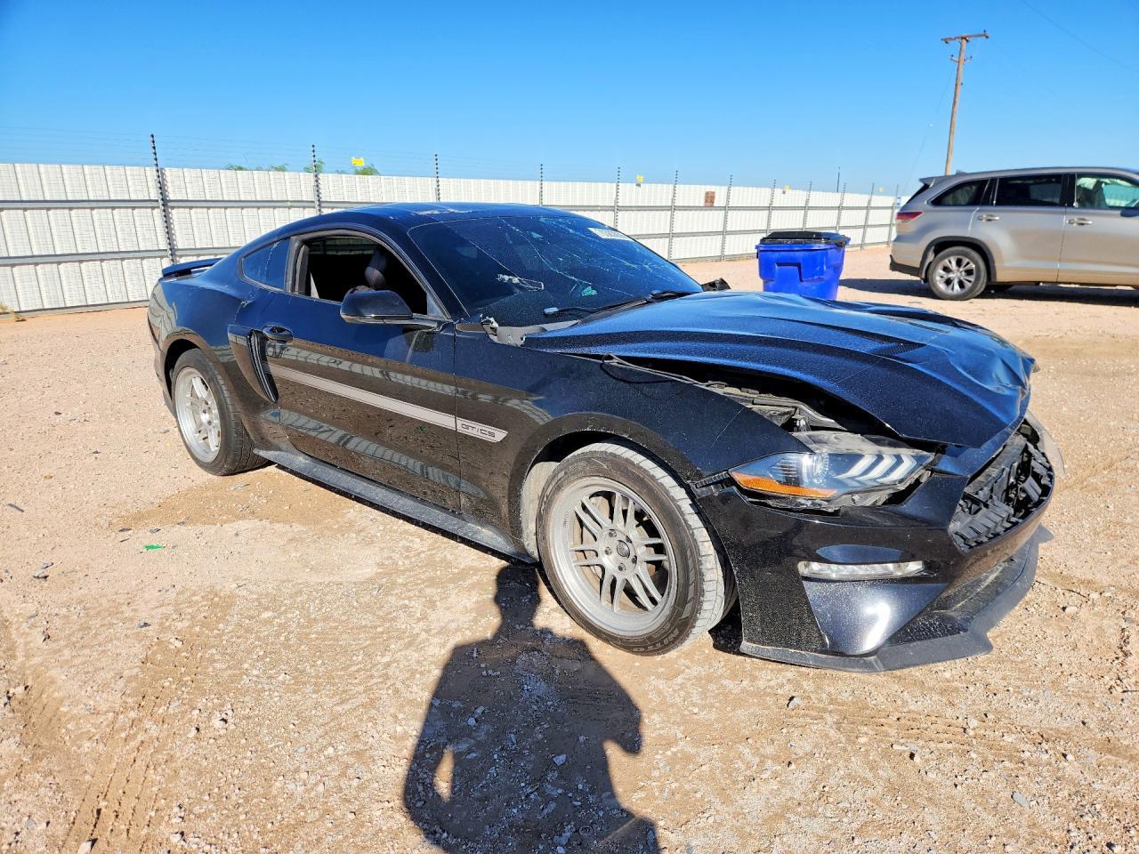2020 Ford Mustang Gt - zdjęcie 4