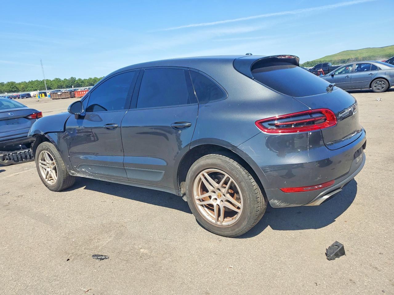 2017 Porsche Macan - zdjęcie 2