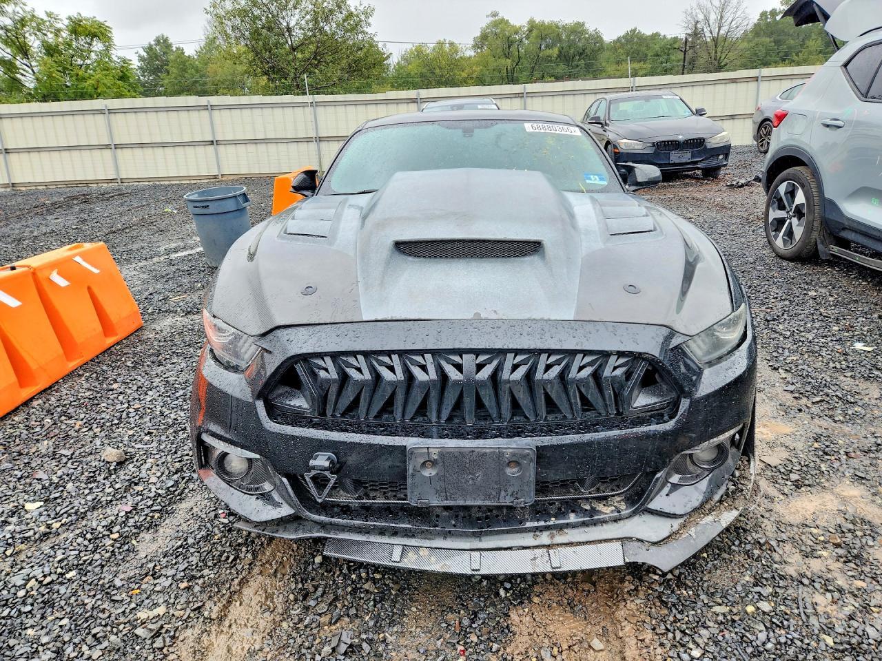 2015 Ford Mustang - zdjęcie 5
