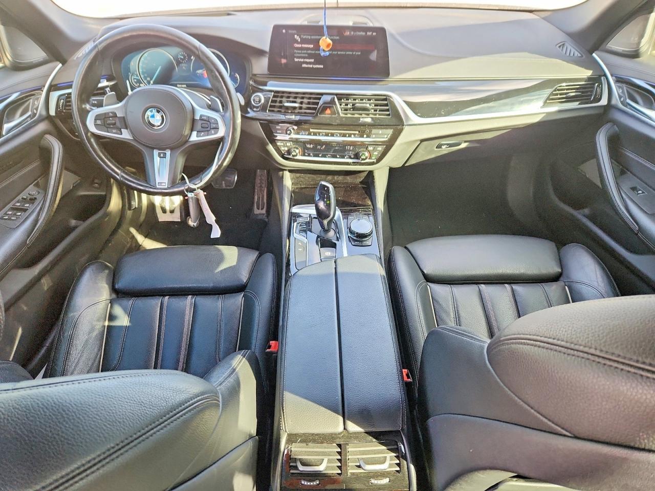 2017 BMW Seria 5 540i - zdjęcie 8