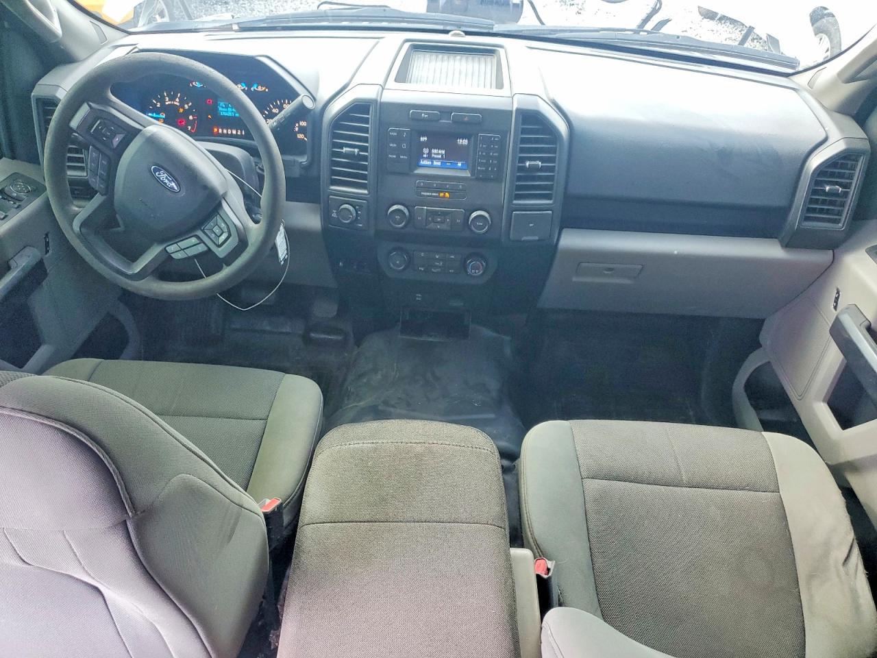 2017 Ford F150 Supercrew - zdjęcie 8