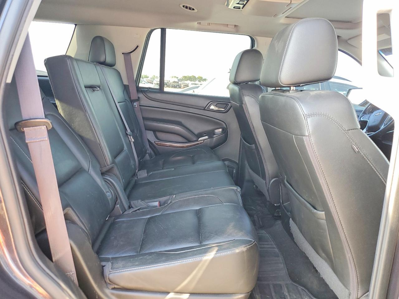 2016 Chevrolet Tahoe K1500 Lt - zdjęcie 11