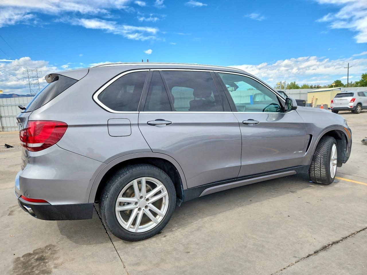 2015 BMW X5 xDrive35I - zdjęcie 3