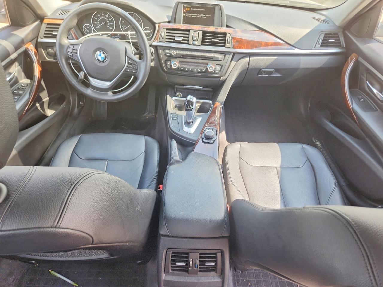 2014 BMW Seria 3 328i - zdjęcie 8