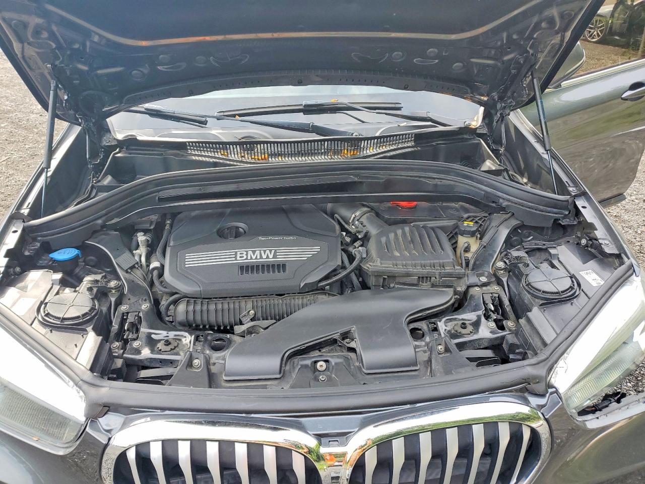 2022 BMW X1 xDrive28I - zdjęcie 12