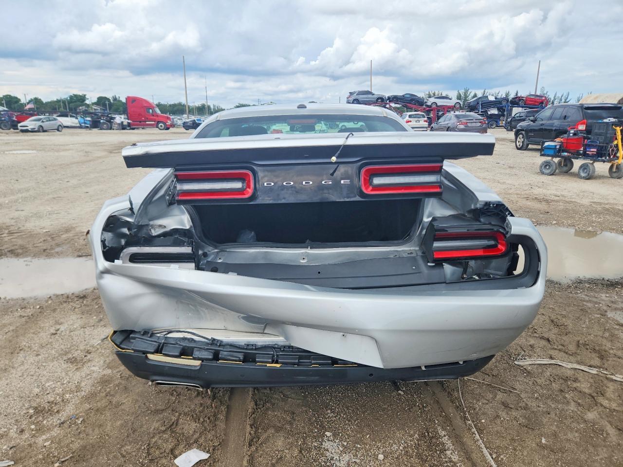 2020 Dodge Challenger Gt - zdjęcie 6