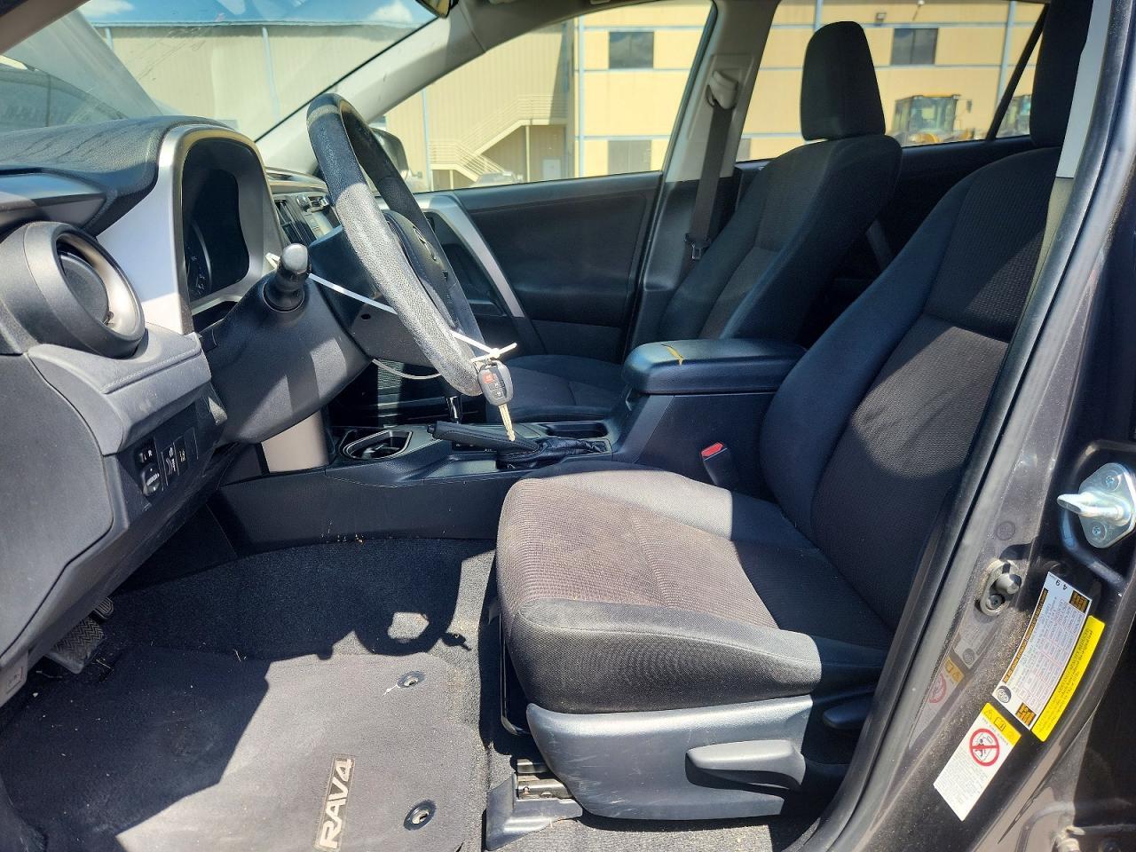 2017 Toyota Rav4 Le - zdjęcie 7