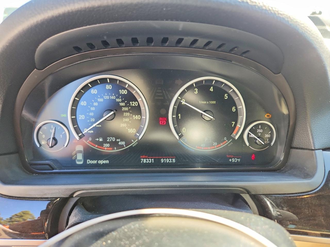 2016 BMW Seria 5 528i - zdjęcie 9