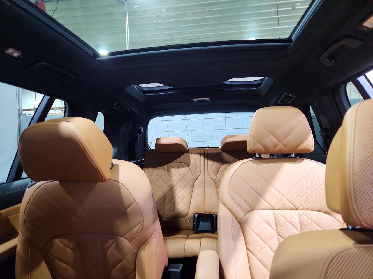 2024 BMW X7 xDrive40I - zdjęcie 10