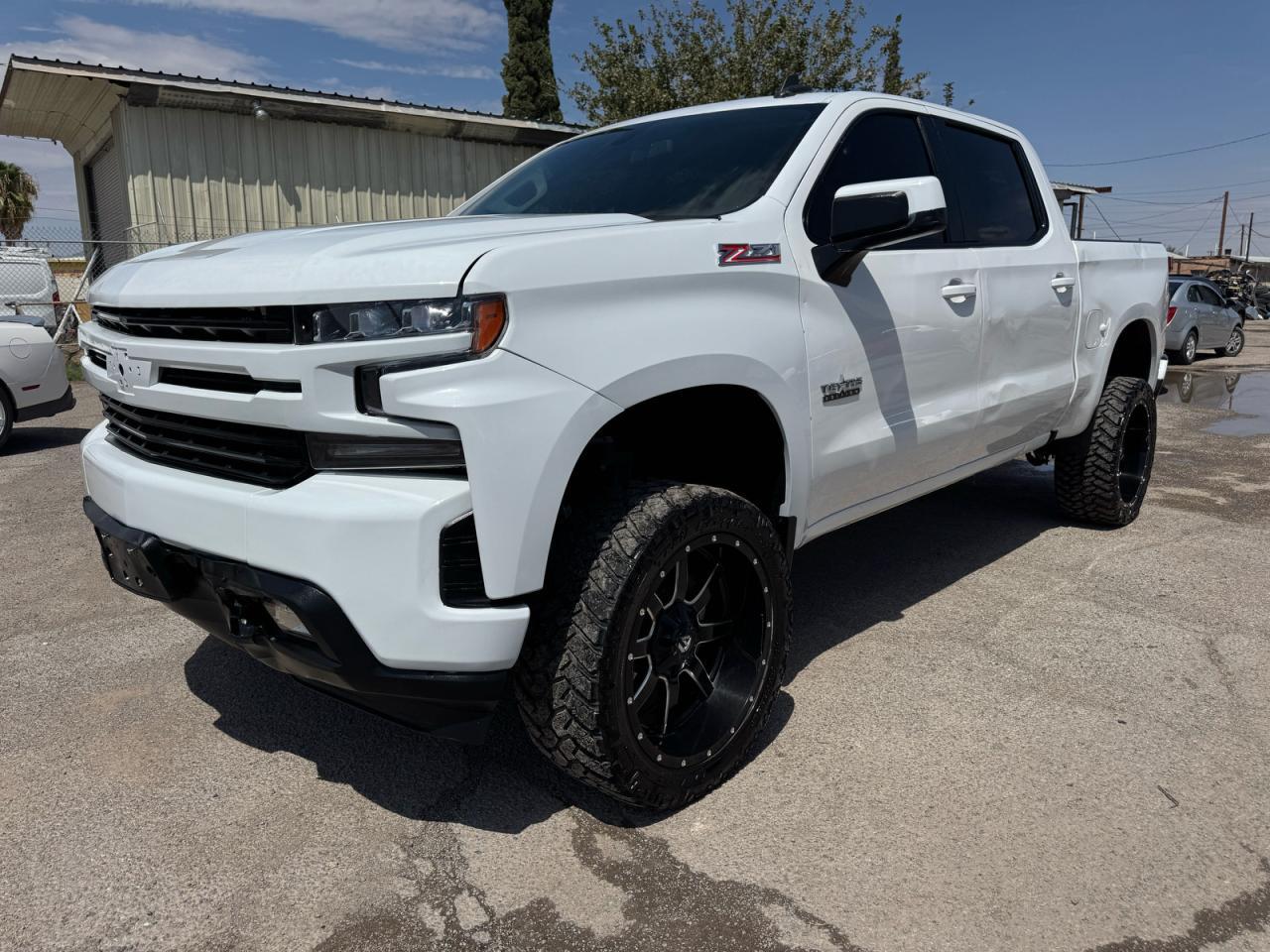 2021 Chevrolet Silverado K1500 Rst - zdjęcie 2