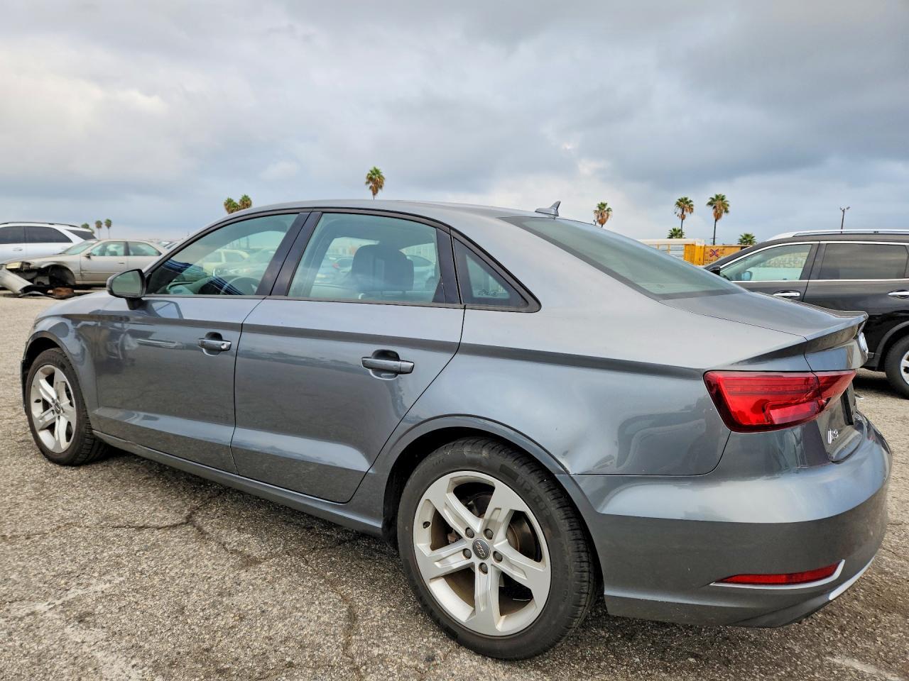 2018 Audi A3 Premium - zdjęcie 2