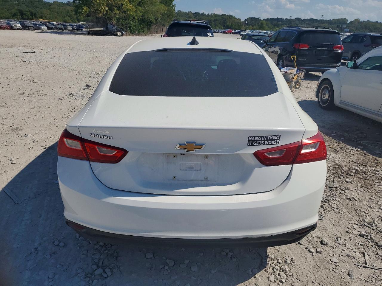 2017 Chevrolet Malibu Ls - zdjęcie 6