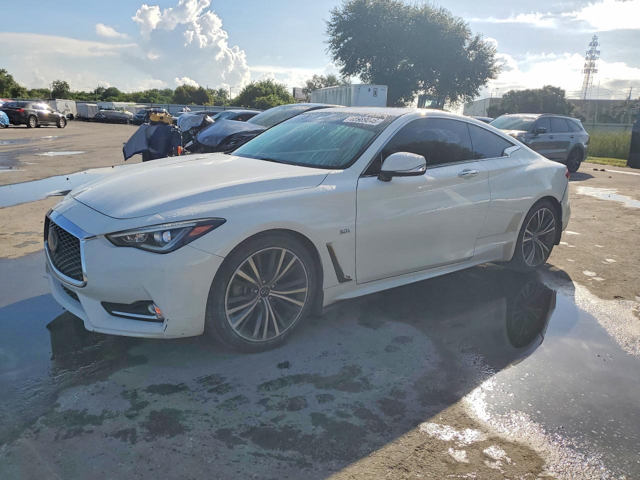 2020 Infiniti Q60 3.0T Luxe - zdjęcie główne