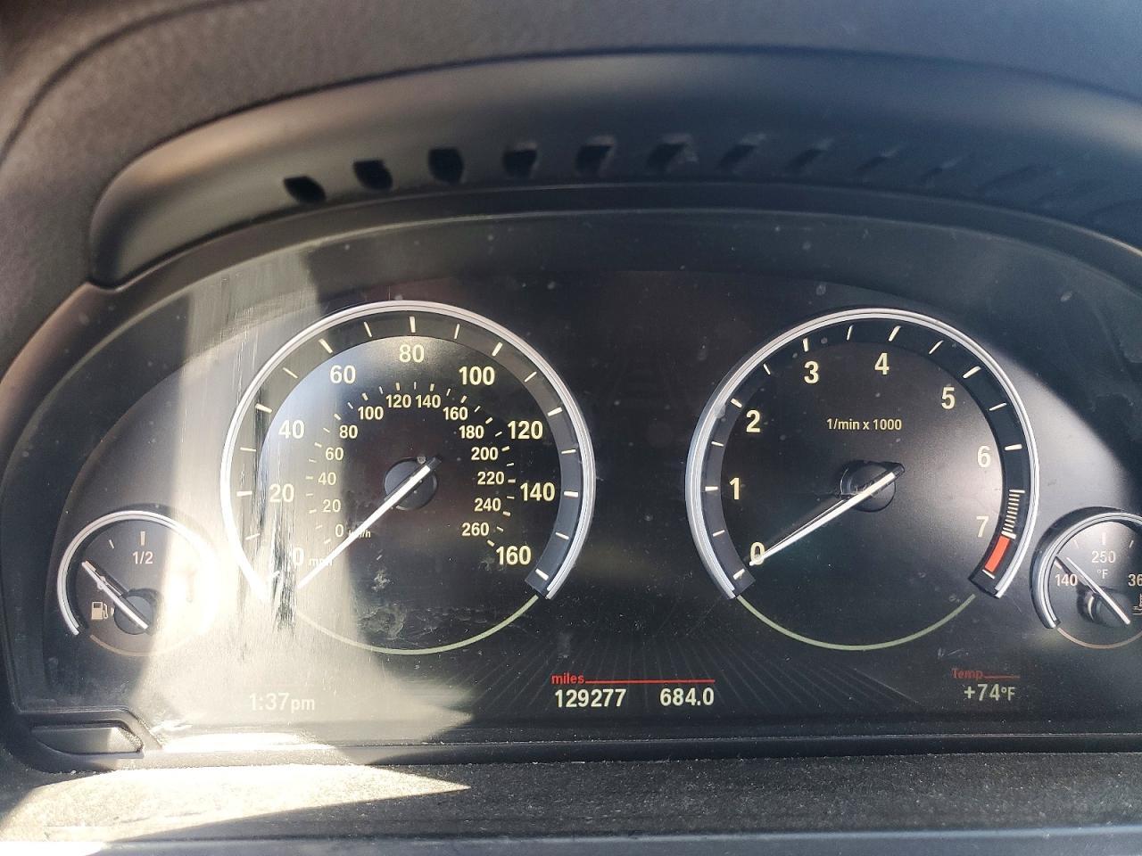 2013 BMW 740 I - zdjęcie 9