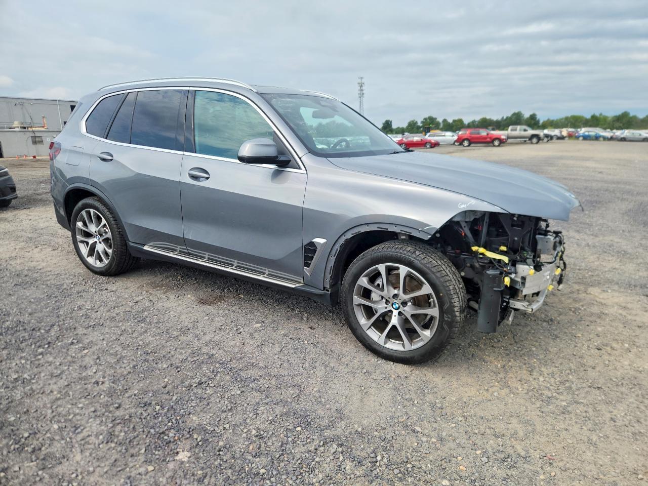 2024 BMW X5 xDrive40I - zdjęcie 4