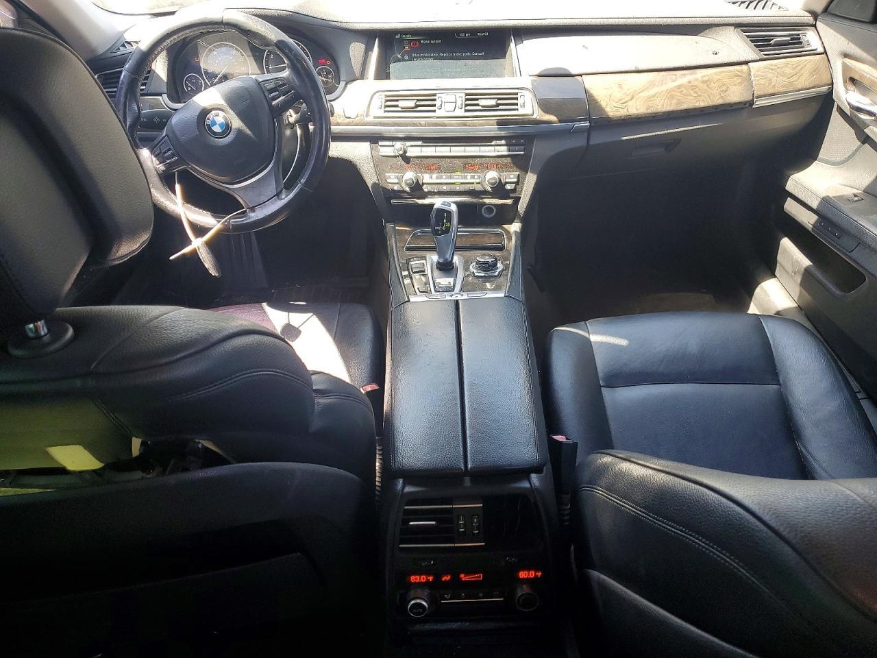 2013 BMW 740 I - zdjęcie 8