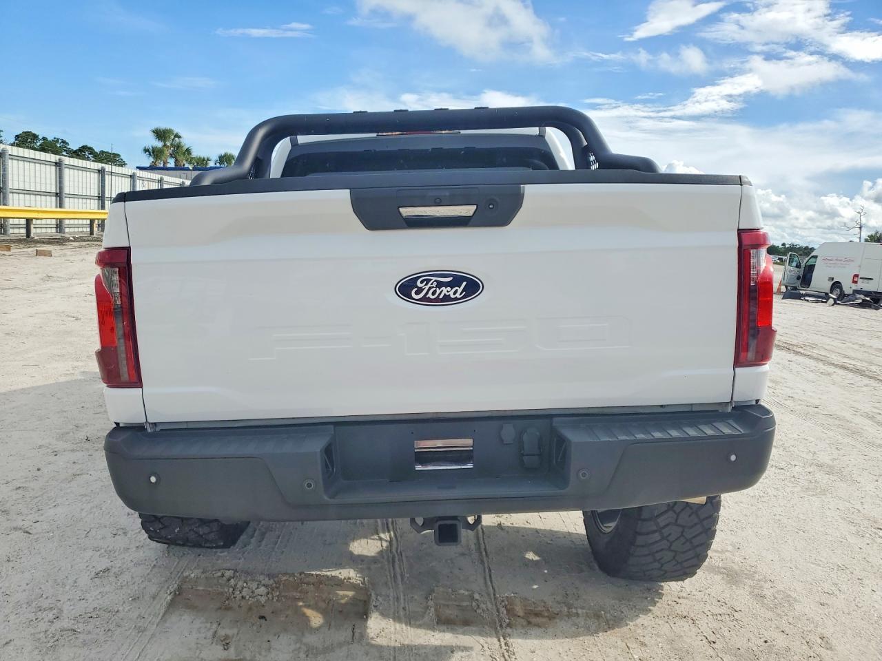 2024 Ford F150 Xlt - zdjęcie 6