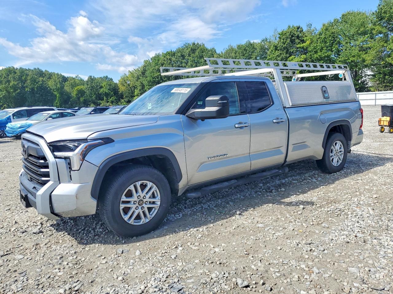 2022 Toyota Tundra Double Cab Sr - zdjęcie główne
