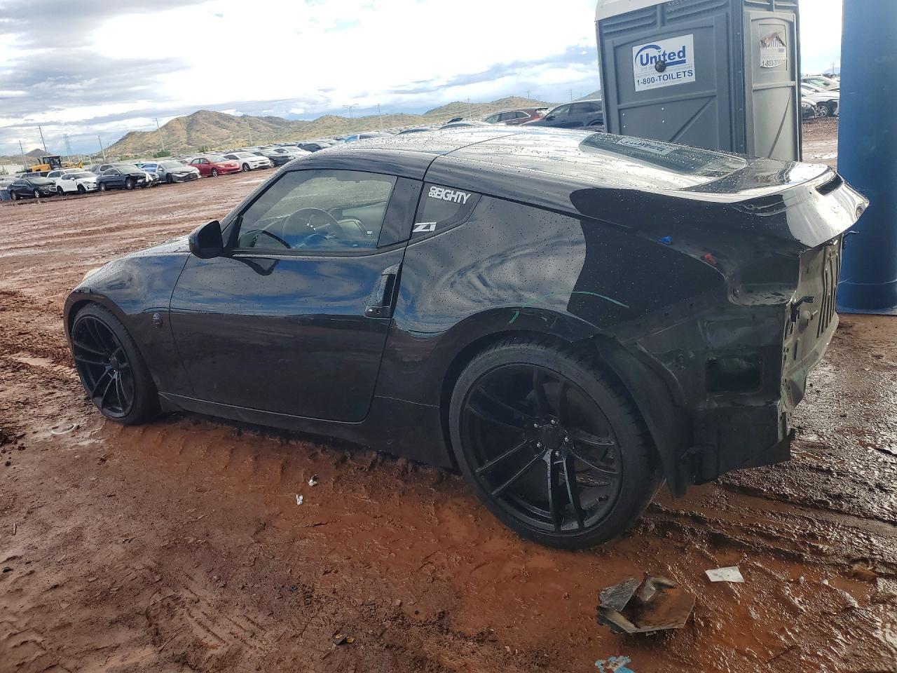 2017 Nissan 370Z Base - zdjęcie 2