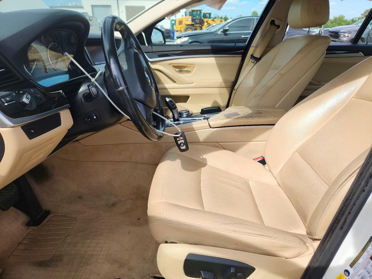 2015 BMW Seria 5 528i - zdjęcie 7