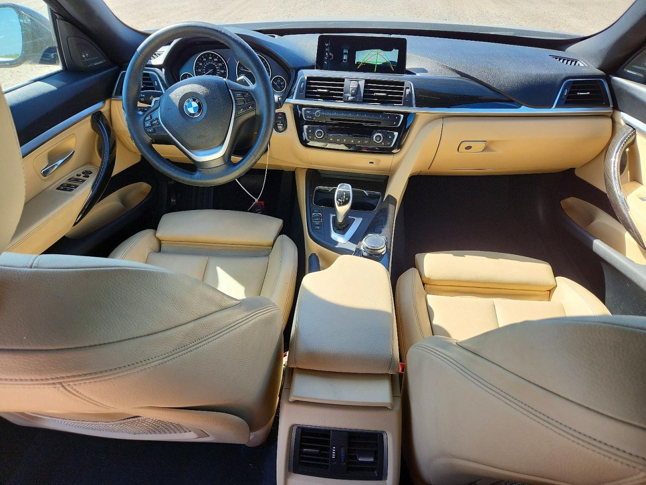 2017 BMW Seria 3 330i - zdjęcie 8