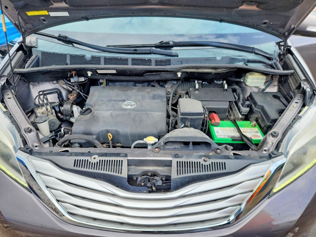 2015 Toyota Sienna Limited Premium 7-Passenger - zdjęcie 12
