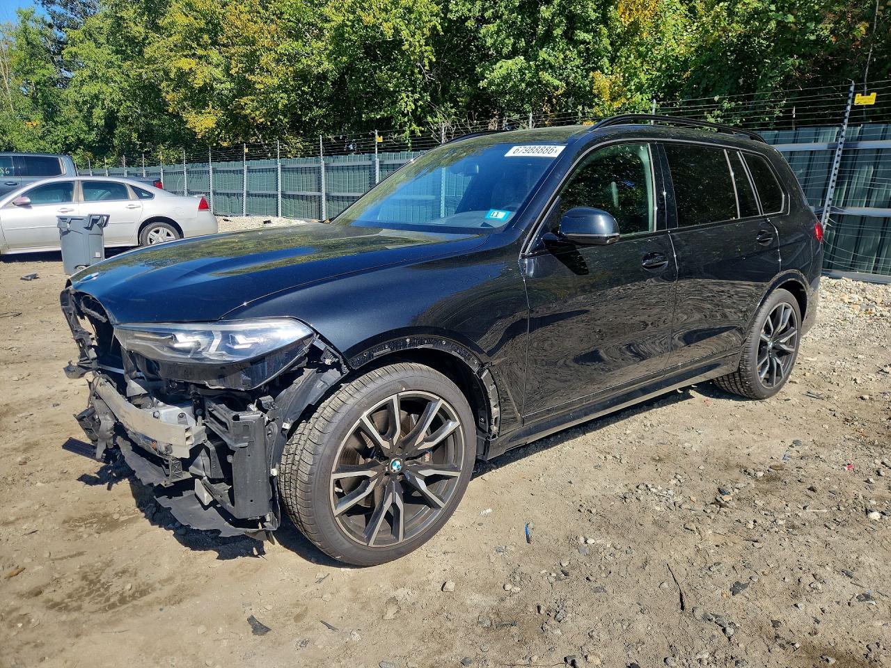 2022 BMW X7 xDrive40I - zdjęcie główne