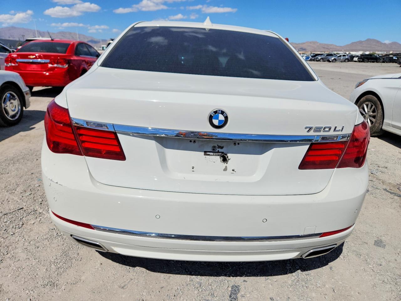 2013 BMW 750 Li - zdjęcie 6