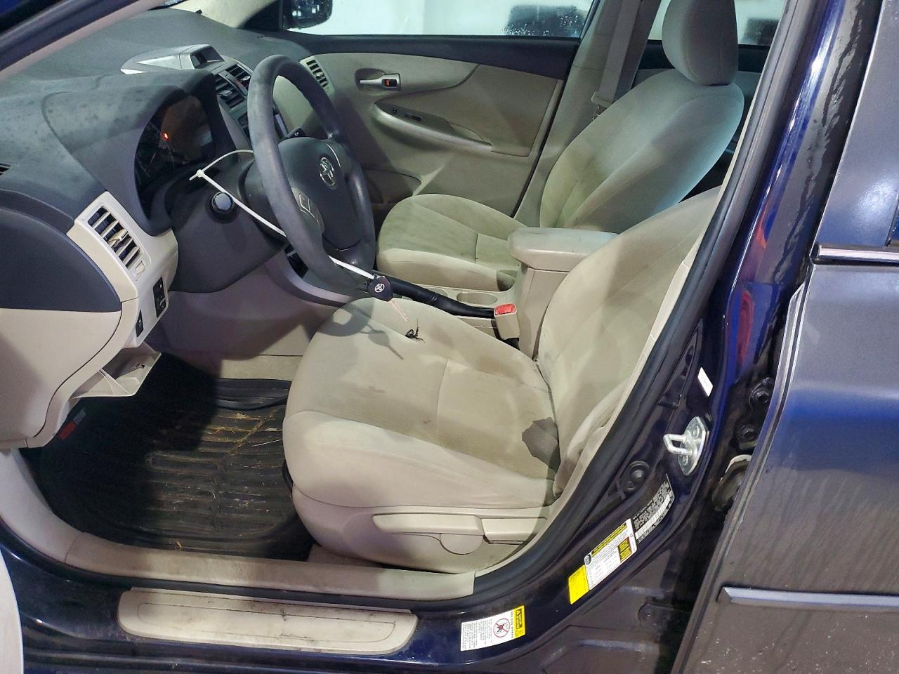 2013 Toyota Corolla Le - zdjęcie 7
