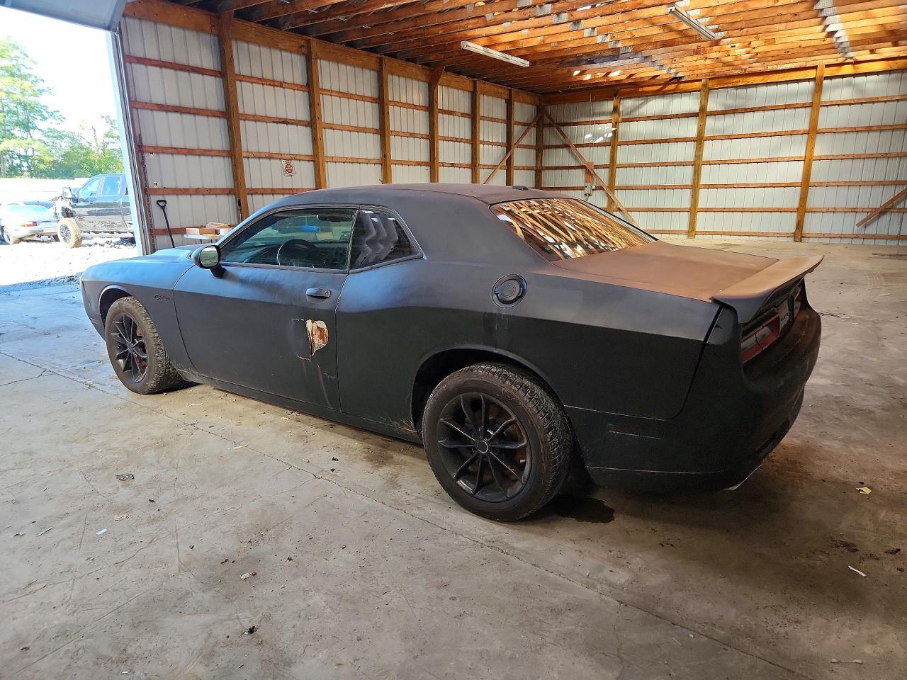 2015 Dodge Challenger Sxt - zdjęcie 2