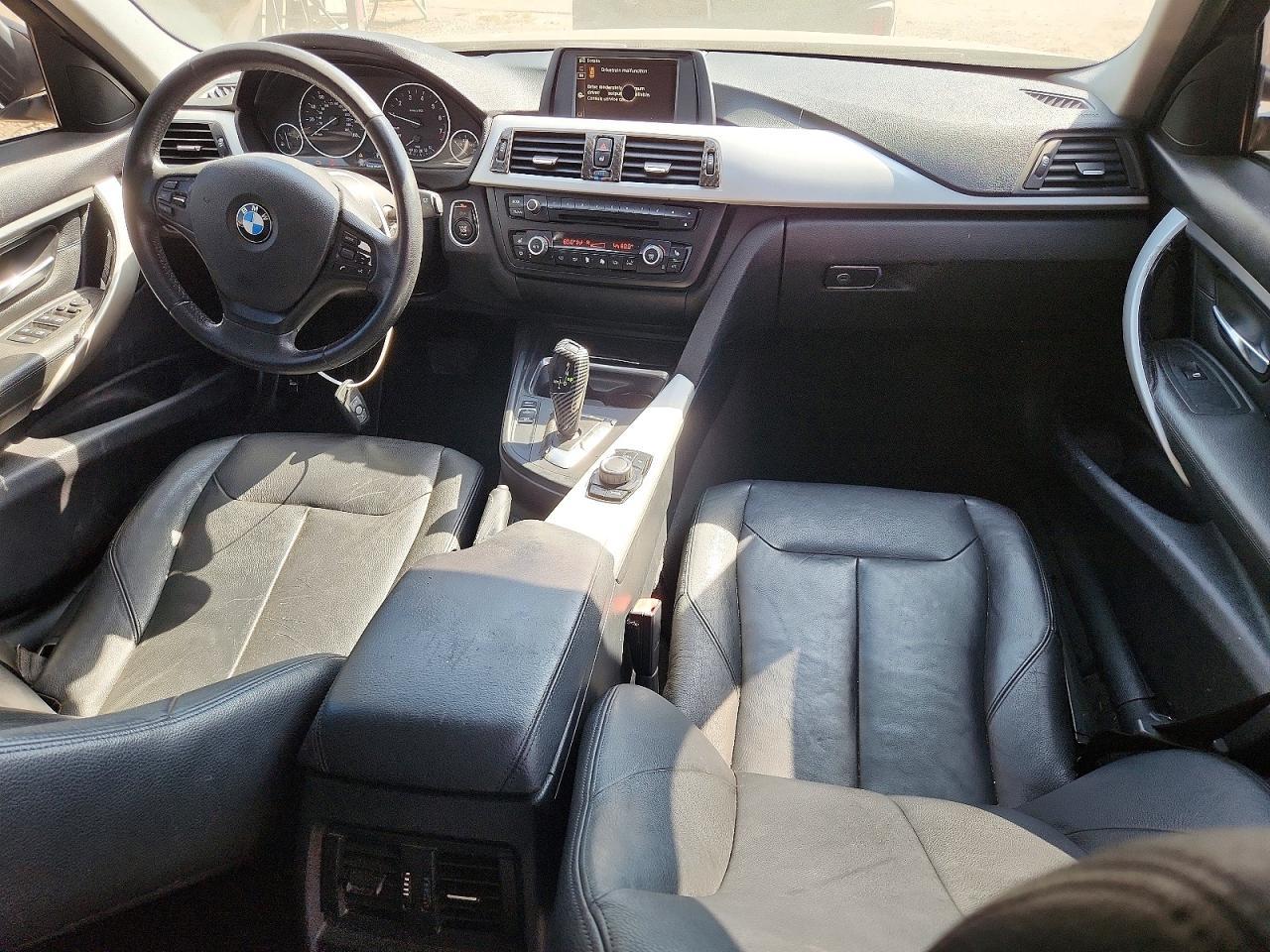 2014 BMW 320 I - zdjęcie 8