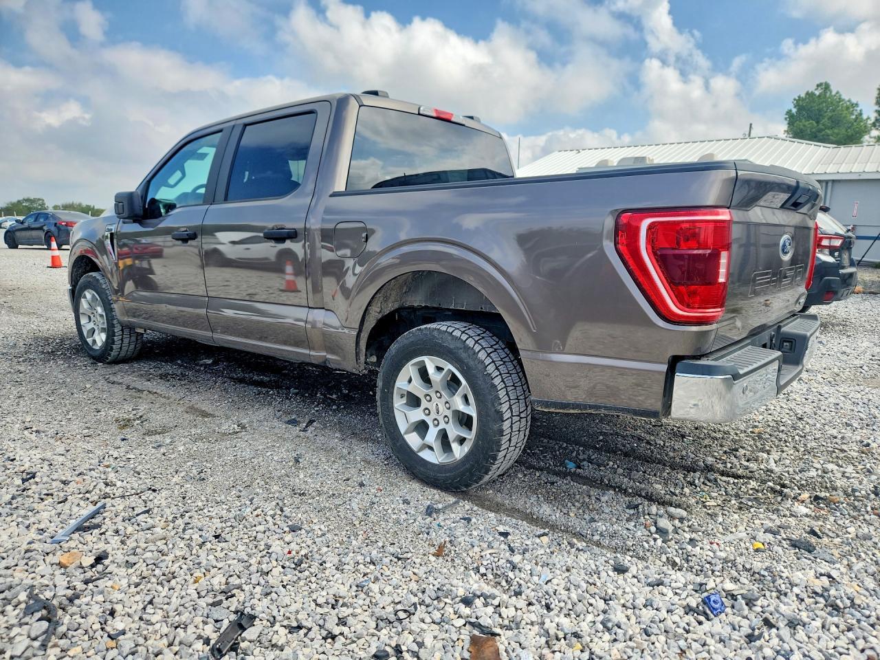 2023 Ford F150 Supercrew - zdjęcie 2