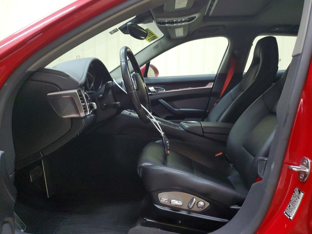 2016 Porsche Panamera 2 - zdjęcie 7