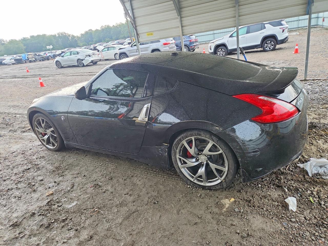 2014 Nissan 370Z Touring - zdjęcie 2