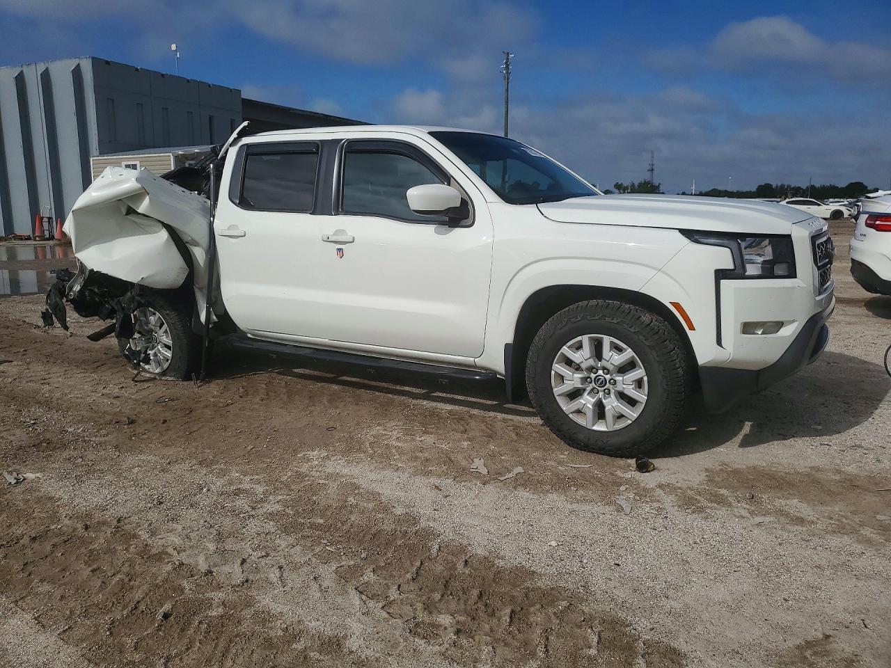 2022 Nissan Frontier Sv - zdjęcie 4