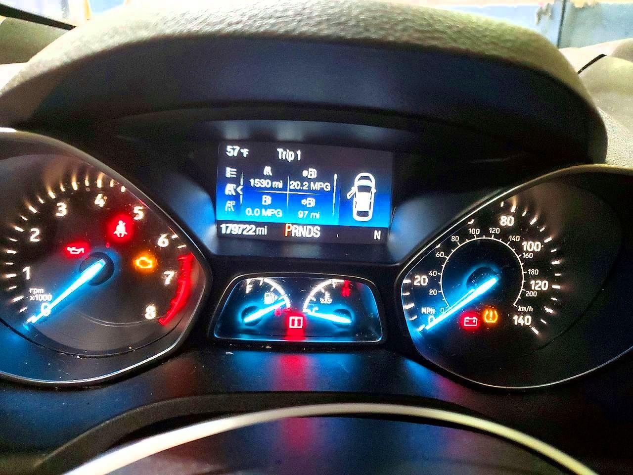 2018 Ford Escape Titanium - zdjęcie 9