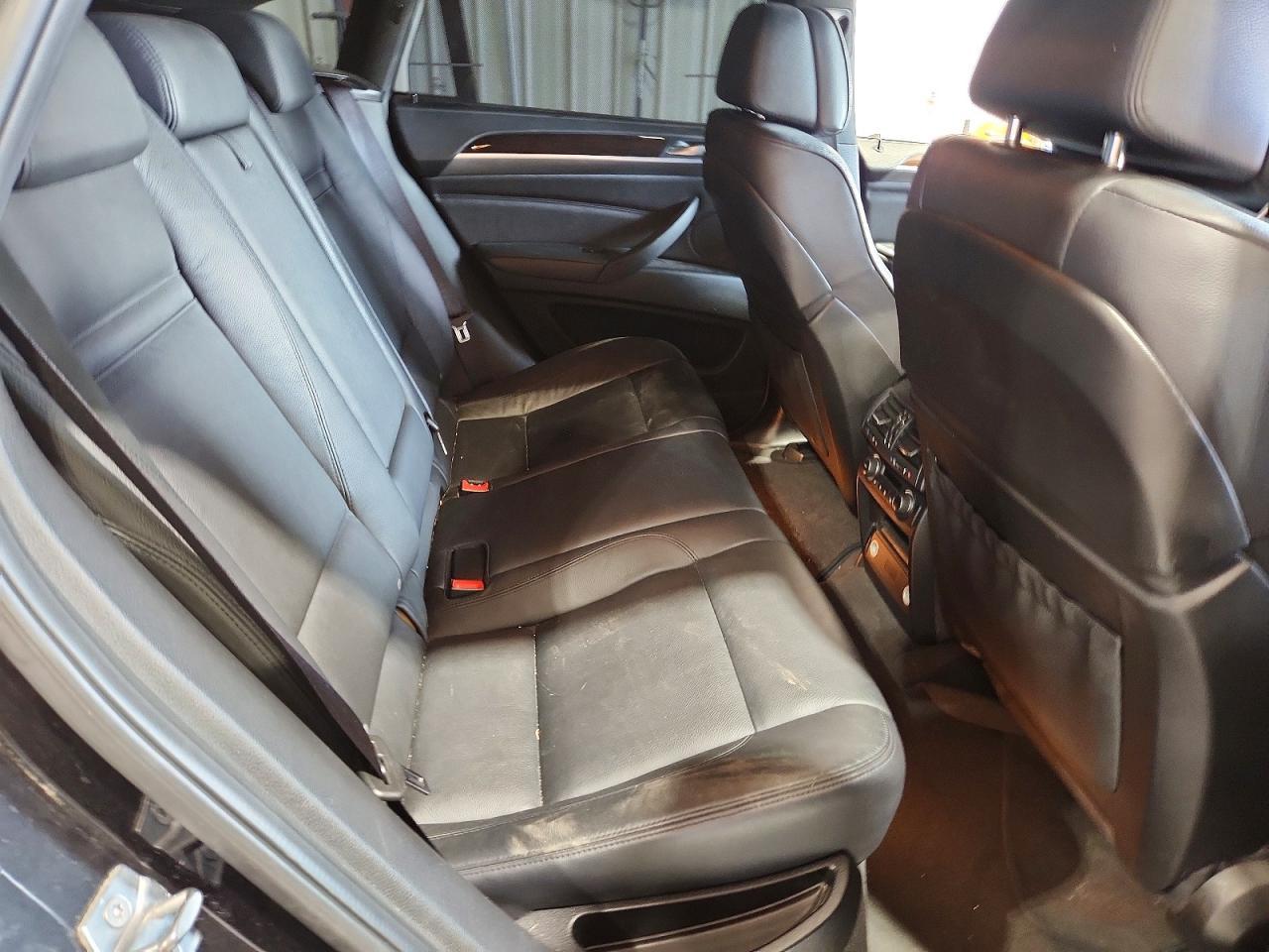 2014 BMW X6 xDrive50I - zdjęcie 11