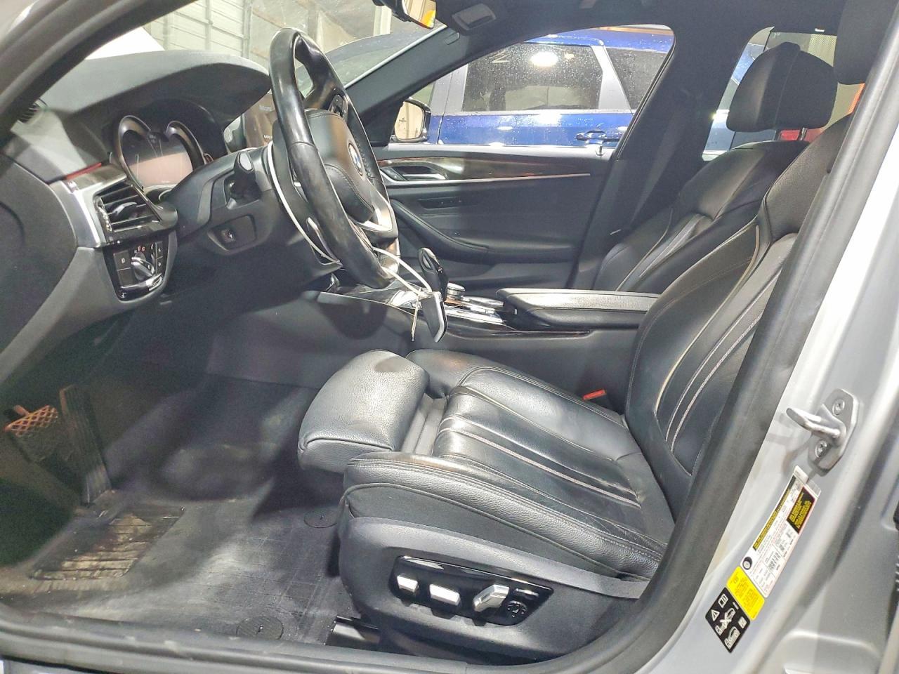 2018 BMW Seria 5 530i - zdjęcie 7