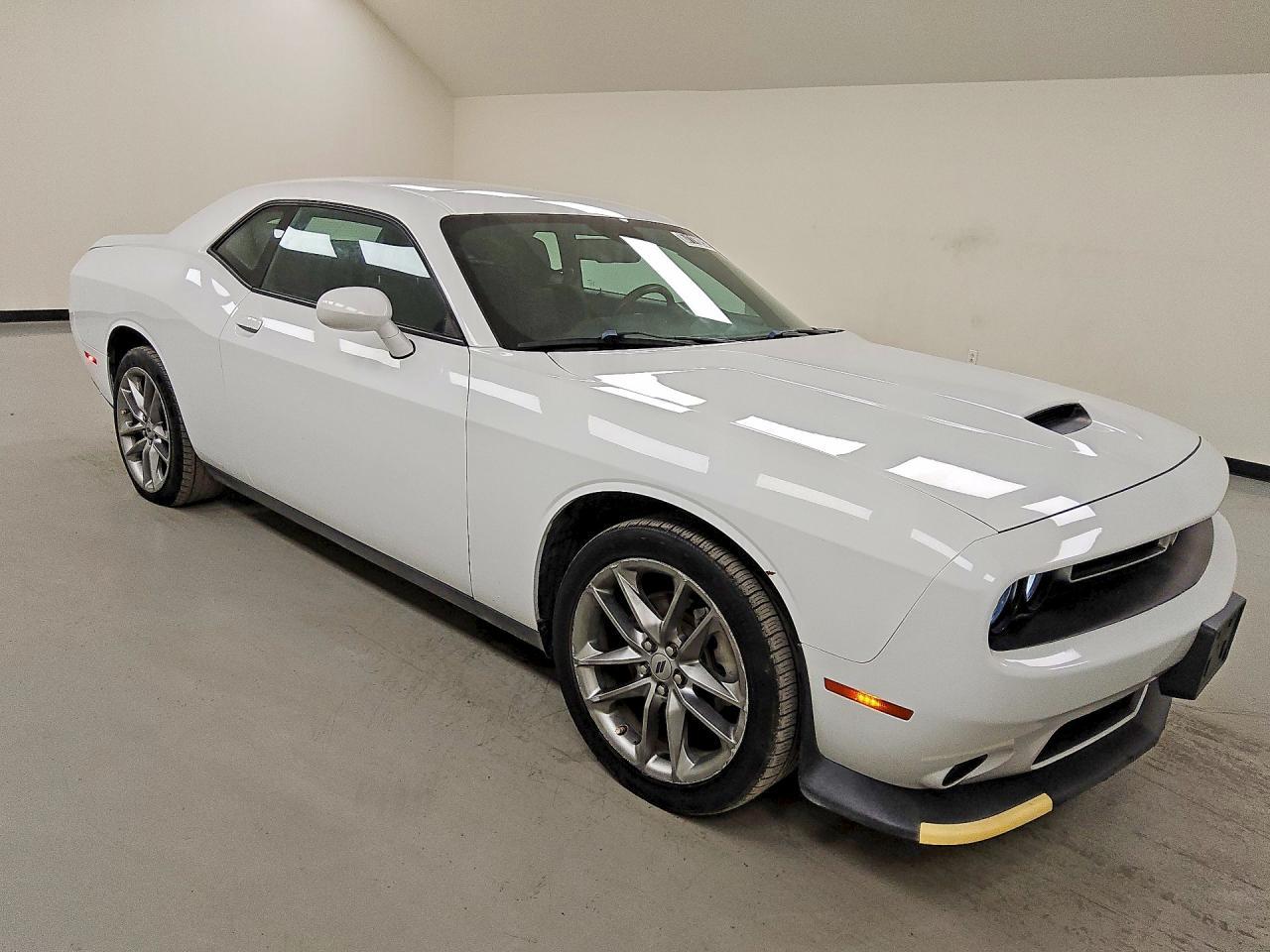 2022 Dodge Challenger Gt - zdjęcie 4