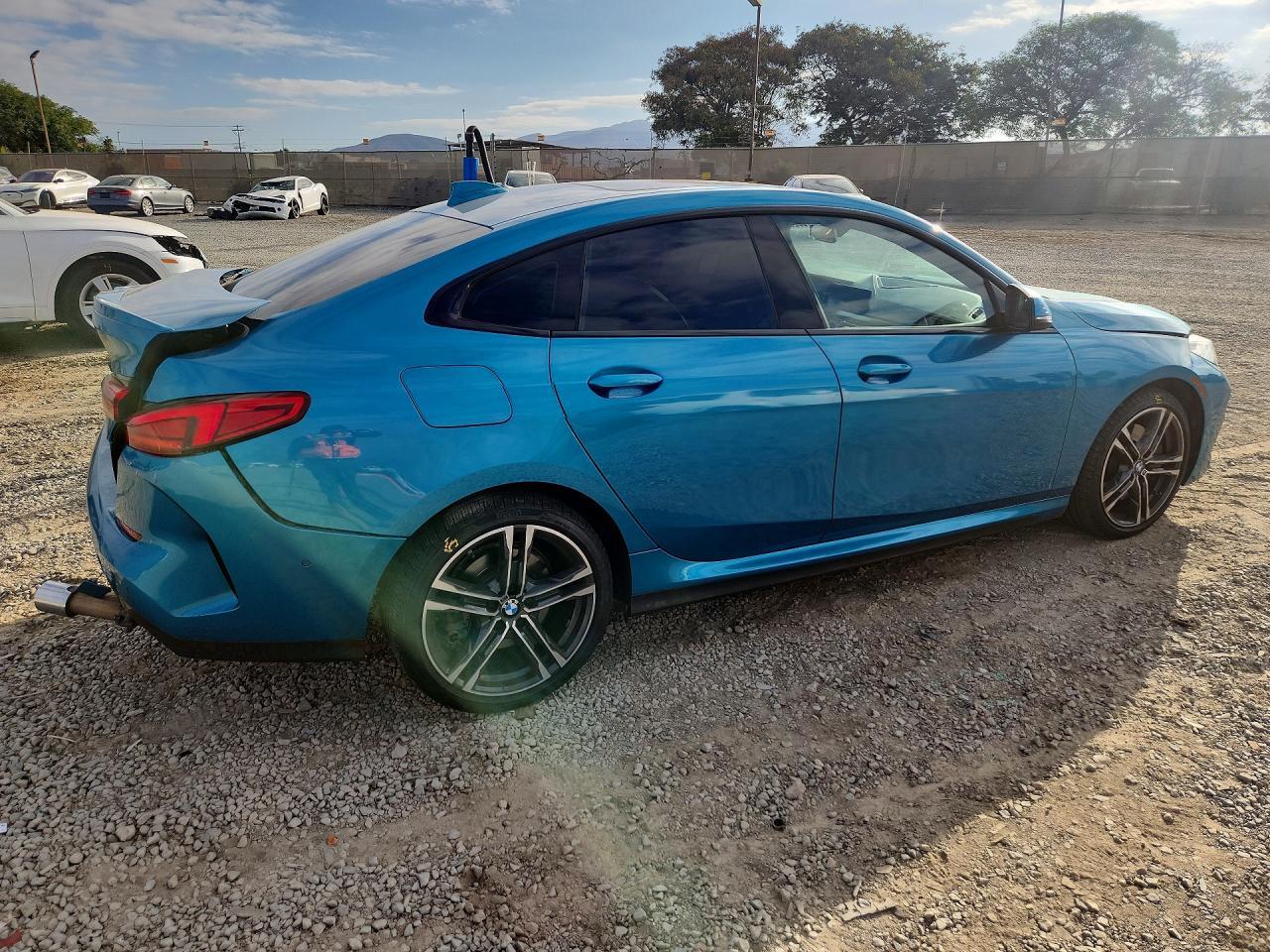 2022 BMW 228I - zdjęcie 3