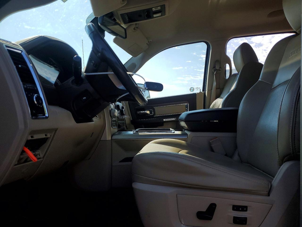 2014 Ram 1500 Laramie - zdjęcie 7